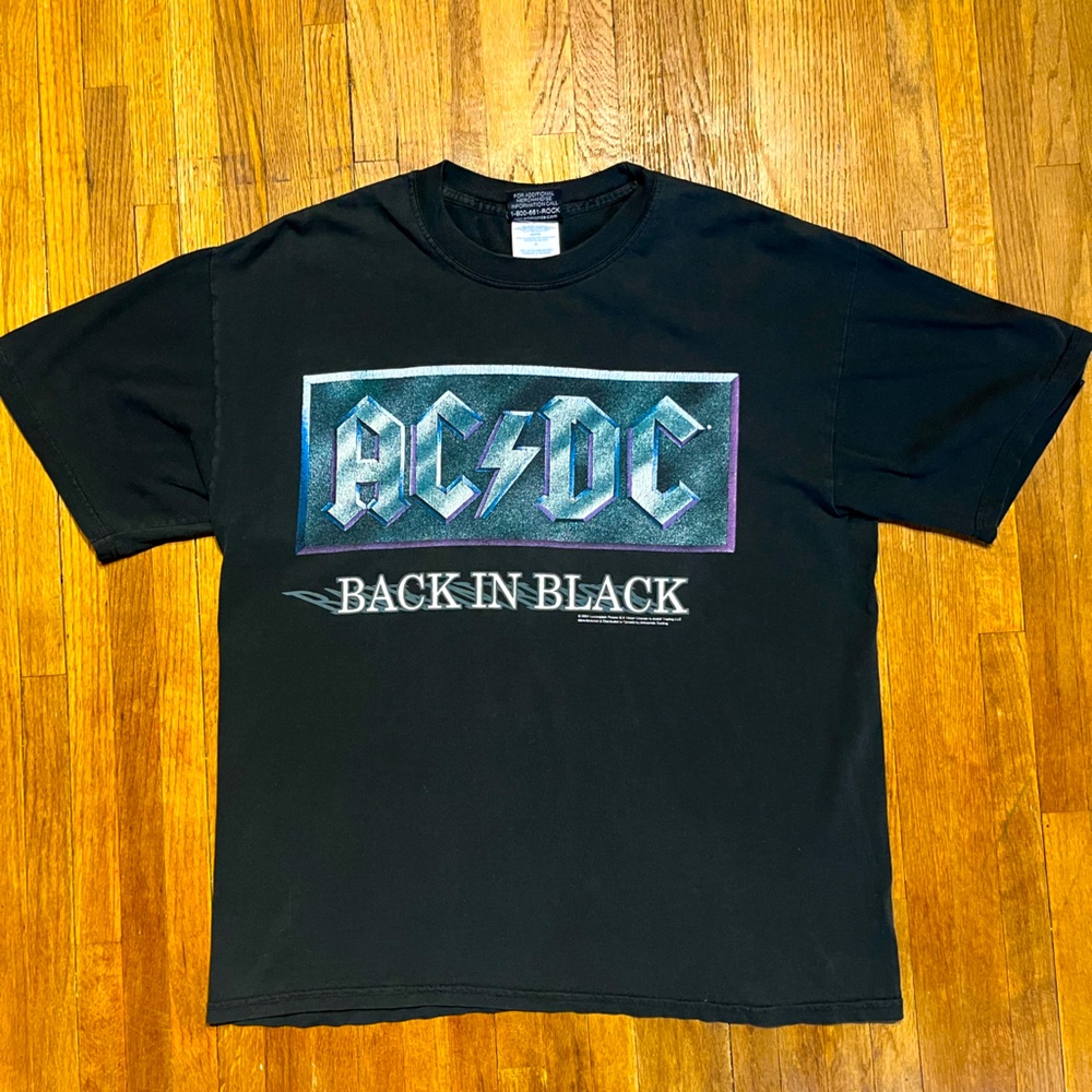 Vintage 2001 AC/DC Artimonde Back in Black Concert Tee
